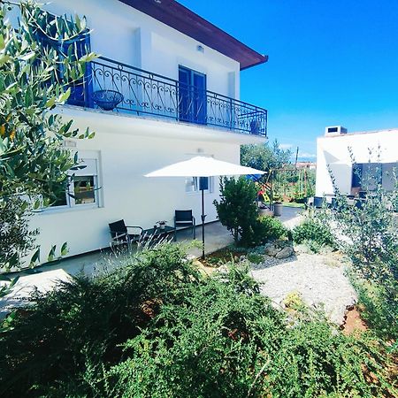 Garden Daire Sutomiscica Dış mekan fotoğraf